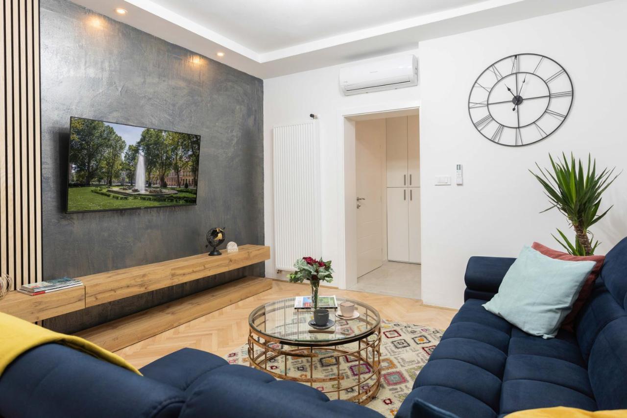 Design 1Bdr Loft Near Kvaternik Square Apartment ซาเกร็บ ภายนอก รูปภาพ